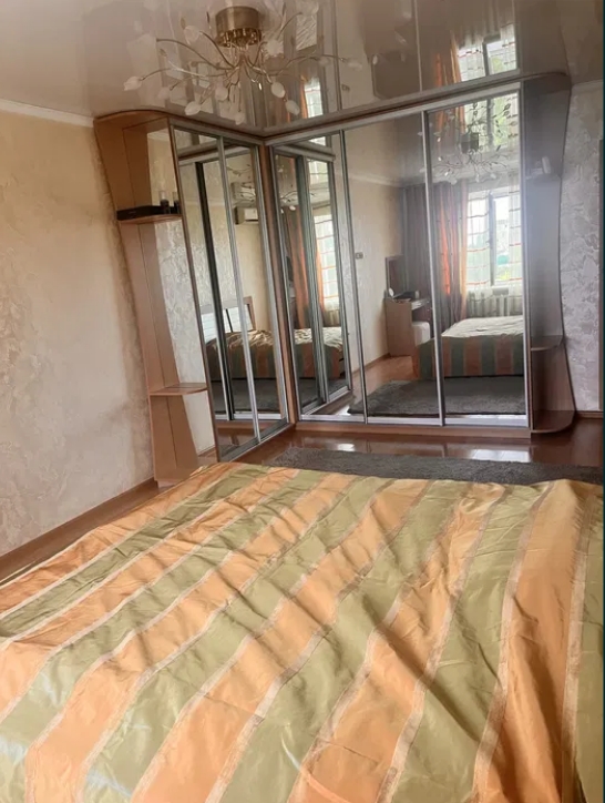 продажа многокомнатной квартиры номер A-174172 в Киевском районе, фото номер 10